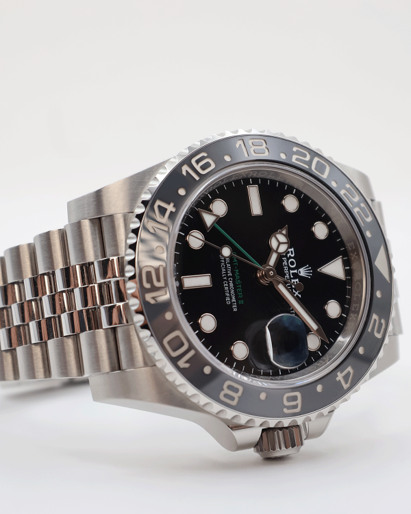 ROLEX GMT MASTER II « BRUCE WAYNE » — Réf. 126710GRNR