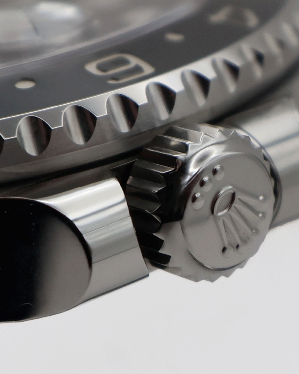 ROLEX GMT MASTER II « BRUCE WAYNE » — Réf. 126710GRNR